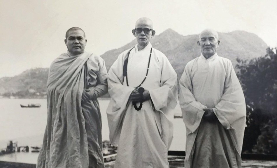 Hòa thượng Thích Giác Toàn cùng với Đại lão Hòa thượng Thích Thiện Hào và Đại lão Hòa thượng Thích Huệ Hưng Hòa thượng Thích Giác Toàn cùng với Đại lão Hòa thượng Thích Thiện Hào và Đại lão Hòa thượng Thích Huệ Hưng