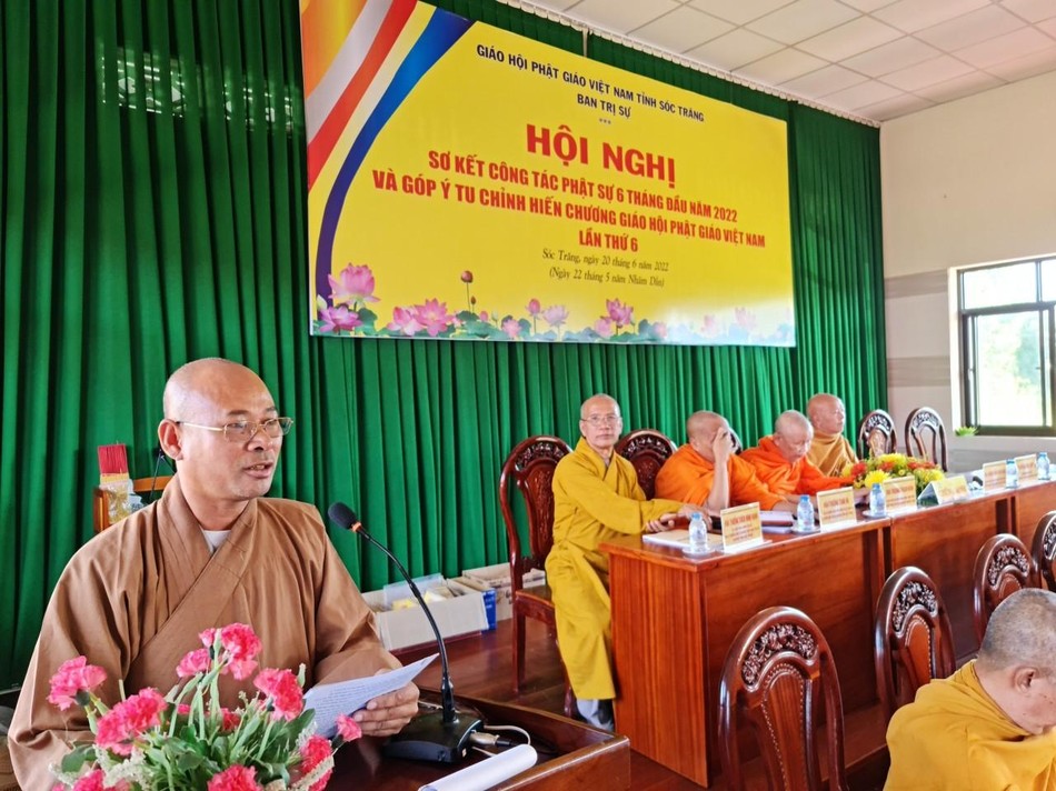 Đại đức Thích Định Hương báo cáo tổng kết công tác Phật sự 6 tháng đầu năm 2022 Đại đức Thích Định Hương báo cáo tổng kết công tác Phật sự 6 tháng đầu năm 2022