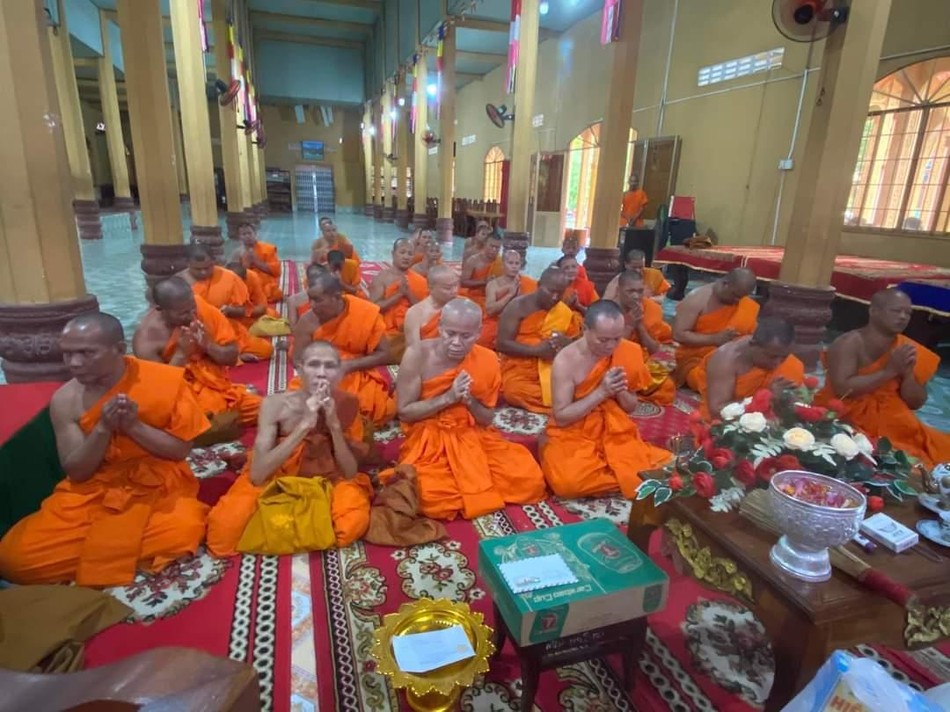 Chư Tăng đồng tụng thời kinh Chư Tăng đồng tụng thời kinh