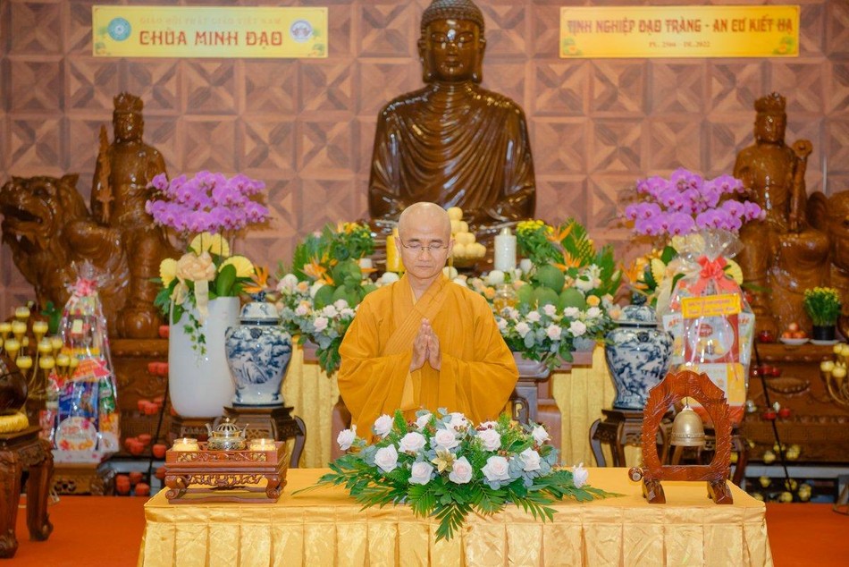 Thượng tọa Thích Thiện Quý chia sẻ Phật pháp Thượng tọa Thích Thiện Quý chia sẻ Phật pháp