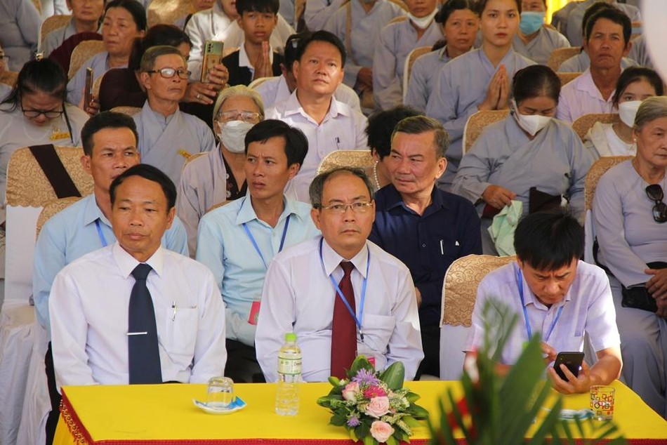 Đại biểu chính quyền Đại biểu chính quyền