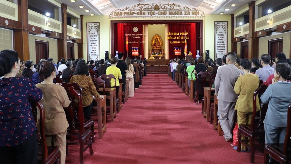 Đoàn Phật tử TP.Hải Phòng tác bạch cúng dường Đoàn Phật tử TP.Hải Phòng tác bạch cúng dường