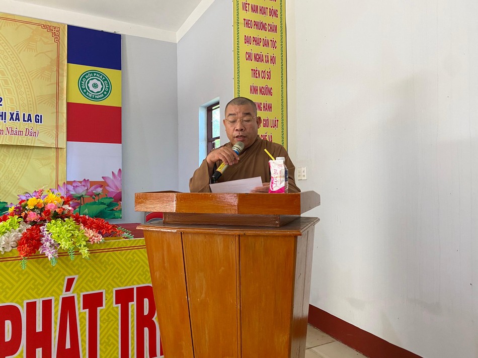 Thượng tọa Thích Pháp Huệ phát biểu khai mạc