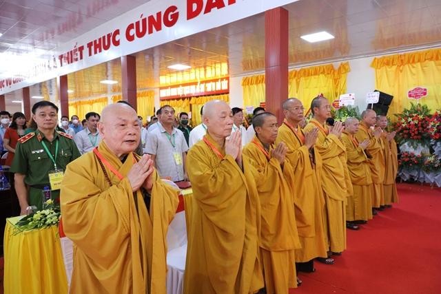 Chư tôn đức niệm Phật cầu gia hộ Chư tôn đức niệm Phật cầu gia hộ