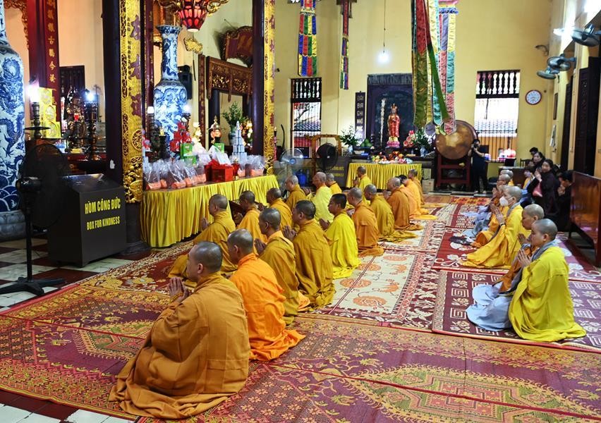 Đại chúng đồng tụng thời kinh Đại chúng đồng tụng thời kinh