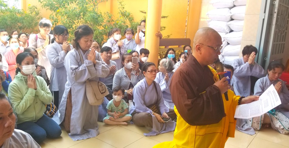 Đại đức Thích Từ Tâm tác bạch