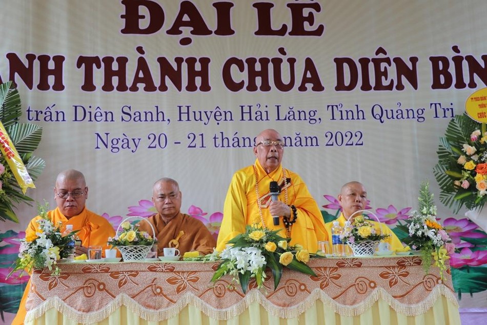 Hòa thượng Thích Thiện Tấn ban đạo từ Hòa thượng Thích Thiện Tấn ban đạo từ