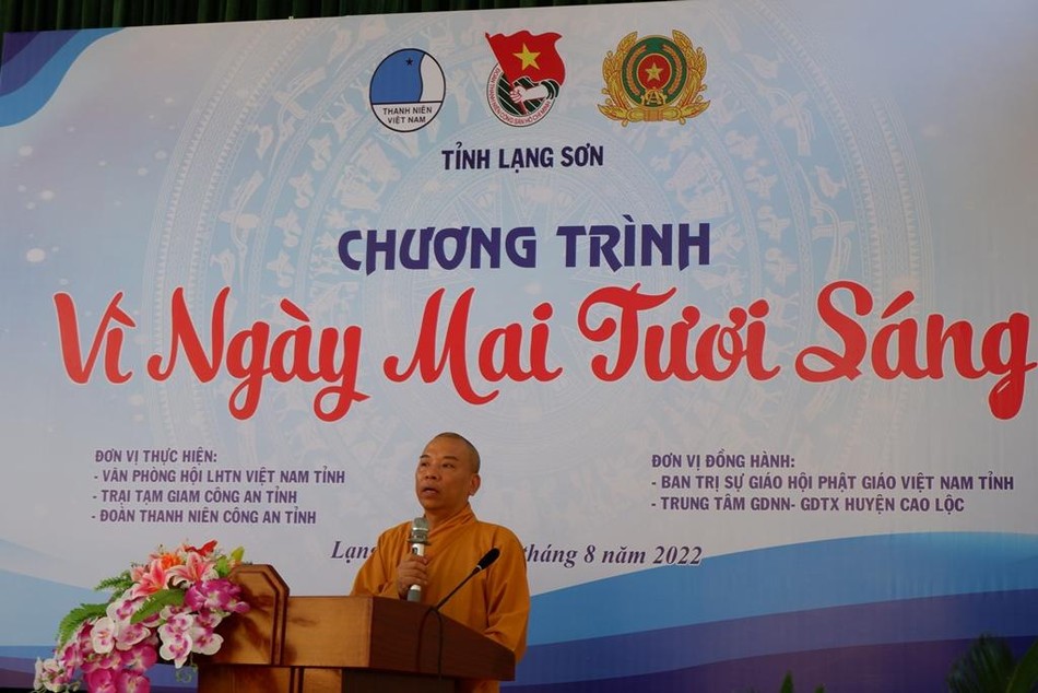 Thượng tọa Thích Quảng Truyền chia sẻ Phật pháp Thượng tọa Thích Quảng Truyền chia sẻ Phật pháp