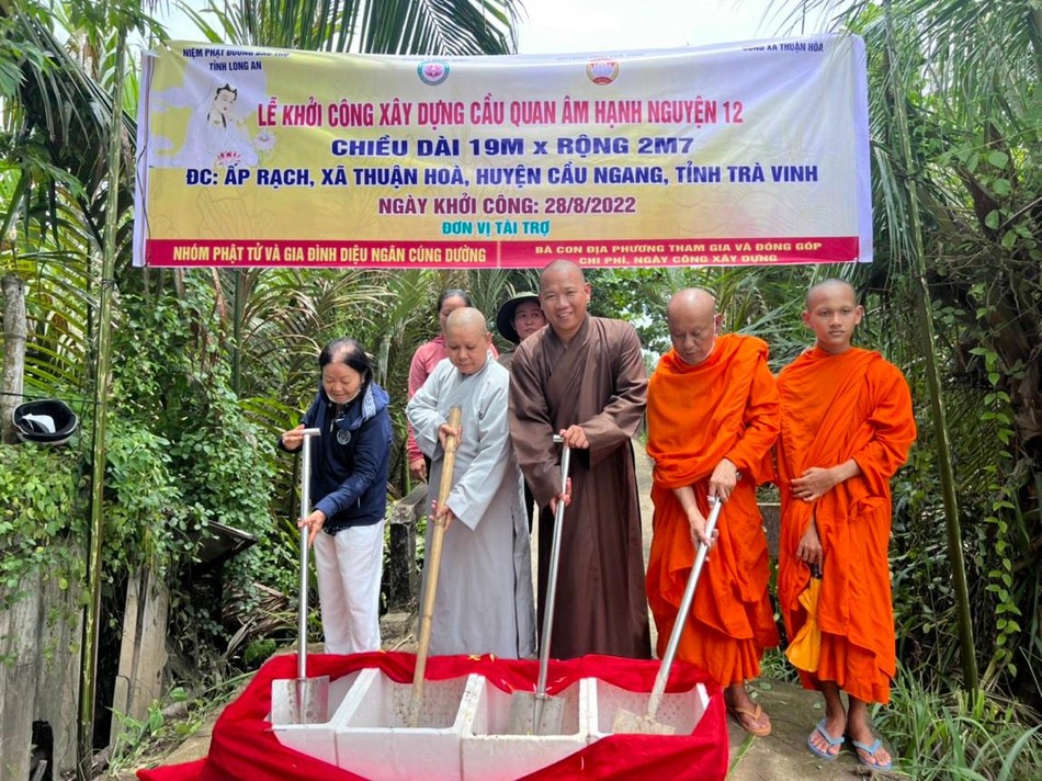Khởi công xây dựng cầu Quan Âm Hạnh Nguyện 12 Khởi công xây dựng cầu Quan Âm Hạnh Nguyện 12