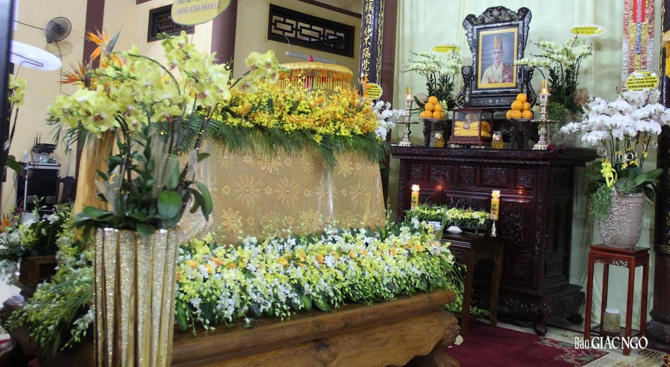 Giác linh đường - nơi tôn trí kim quan cố Trưởng lão Hòa thượng