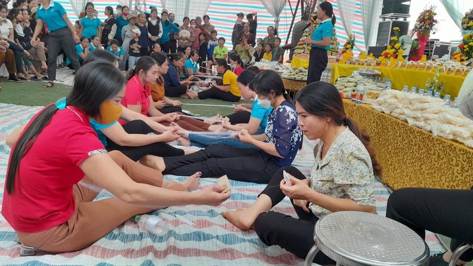 Sôi nổi hội thi đan lưới Sôi nổi hội thi đan lưới