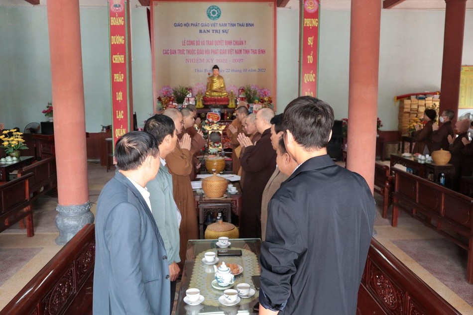 Niệm Phật cầu gia hộ