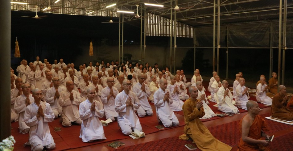 Khóa tu có 84 học viên tham gia, trải nghiệm đời sống xuất gia - Ảnh: H.K Khóa tu có 84 học viên tham gia, trải nghiệm đời sống xuất gia - Ảnh: H.K