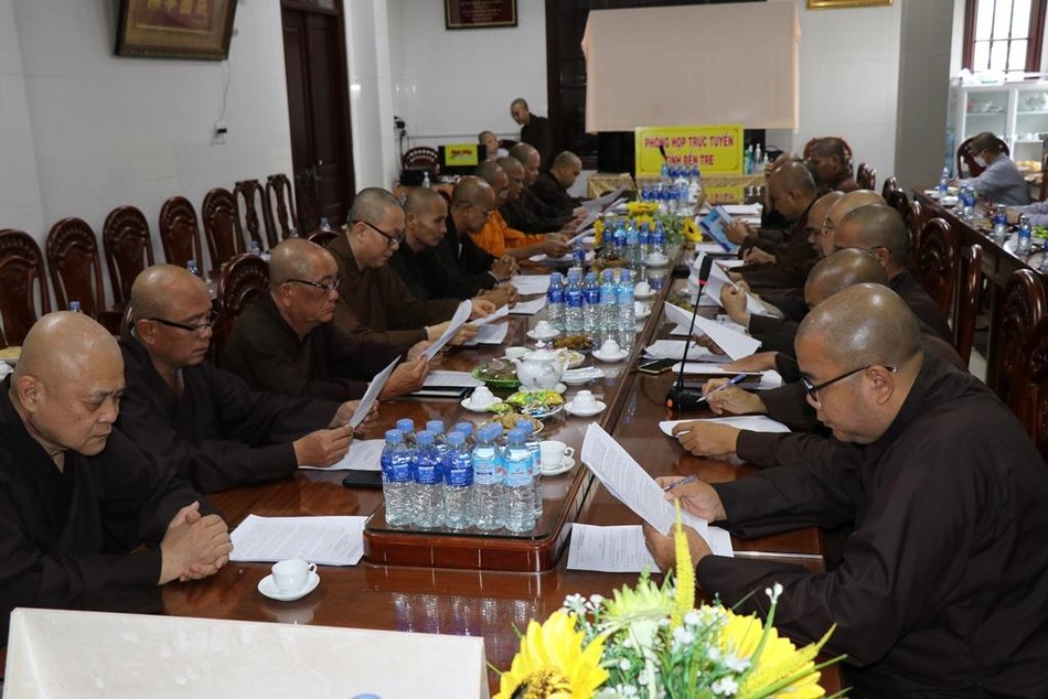 Quang cảnh phiên họp