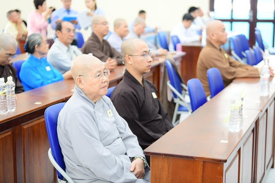 Chư tôn đức Tăng Ni tham dự