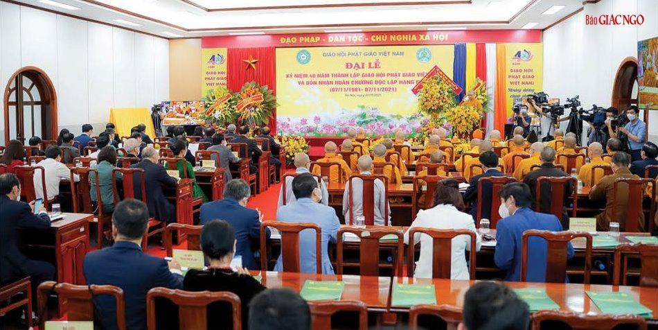 Đại lễ Kỷ niệm 40 năm thành lập GHPGVN tại điểm cầu truyền hình trực tuyến chùa Quán Sứ, Hà Nội - Ảnh: Bảo Trinh Đại lễ Kỷ niệm 40 năm thành lập GHPGVN tại điểm cầu truyền hình trực tuyến chùa Quán Sứ, Hà Nội - Ảnh: Bảo Trinh