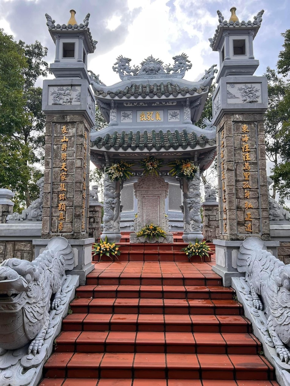 Bảo tháp cố Hòa thượng Thích Chánh Liêm Bảo tháp cố Hòa thượng Thích Chánh Liêm