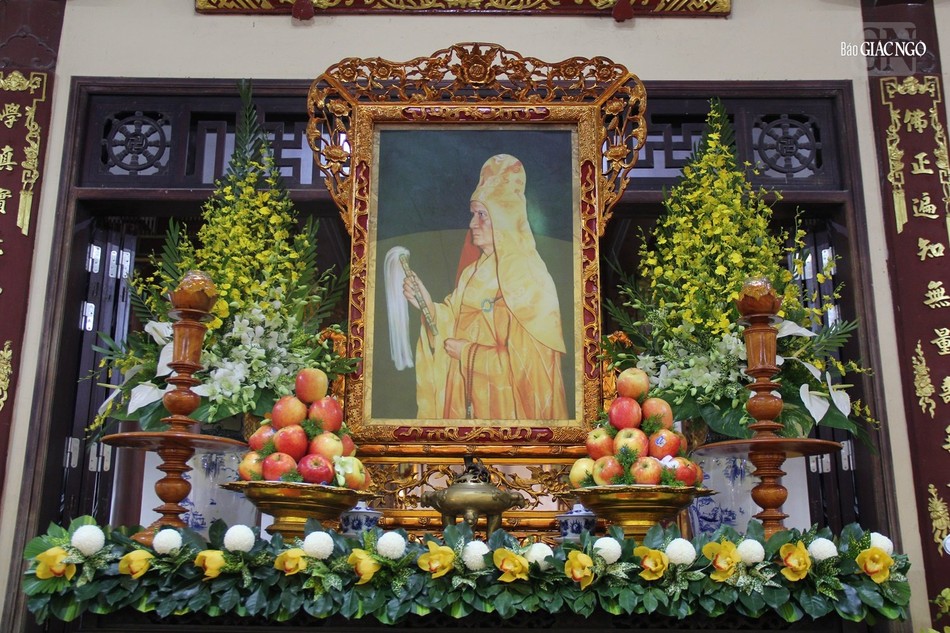 Di ảnh cố Đại lão Hòa thượng Thích Mật Hiển được tôn trí tại tổ đình Từ Đàm