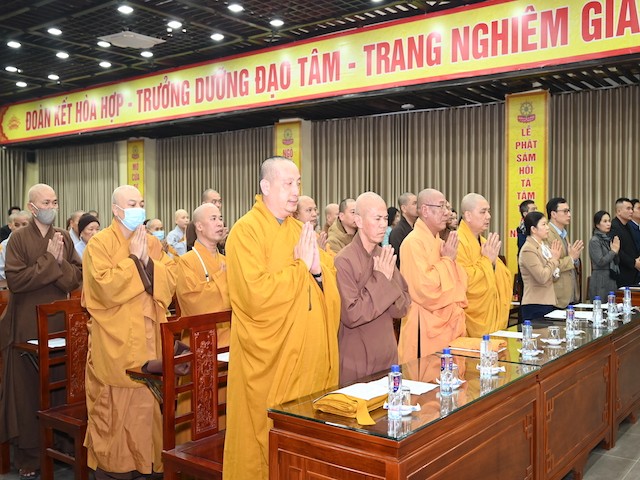 Niệm Phật cầu gia hộ
