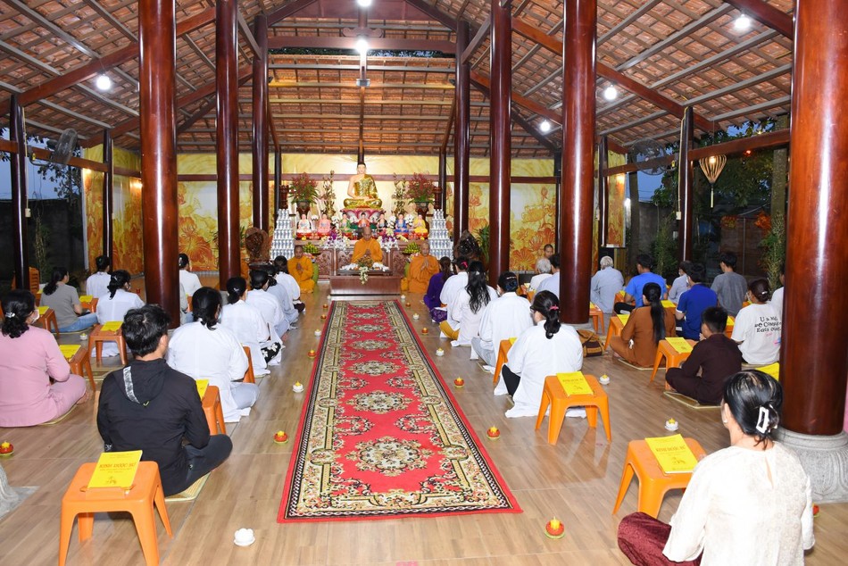 Quang cảnh buổi lễ tại tịnh xá Kỳ Viên