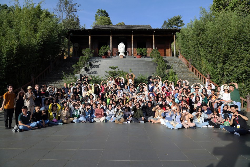 Chụp ảnh lưu niệm Chụp ảnh lưu niệm