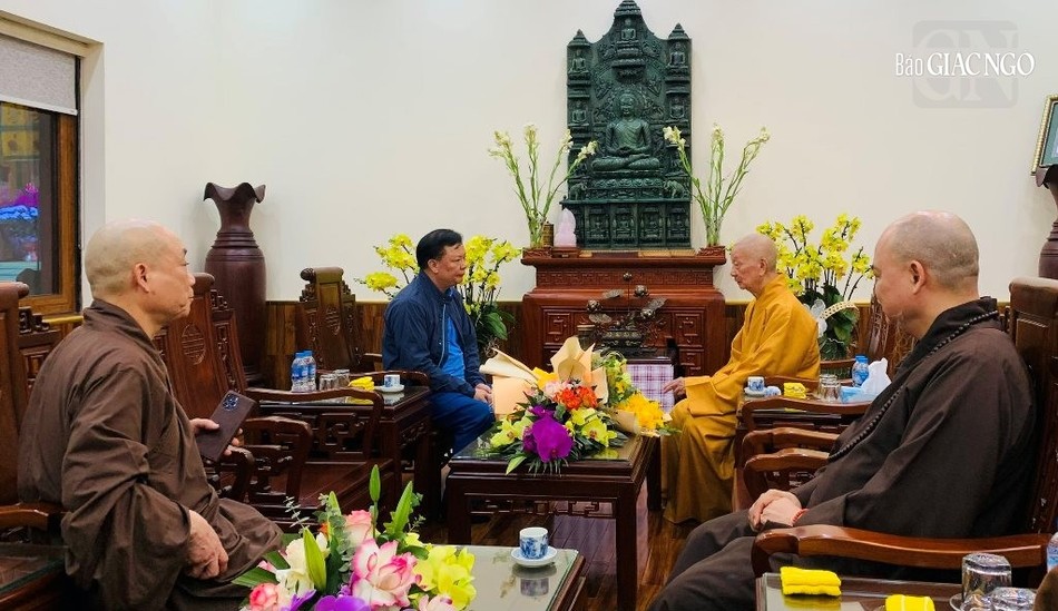 Bí thư Thành uỷ TP.Hà Nội thông tin về tình hình phát triển của Thủ đô Bí thư Thành uỷ TP.Hà Nội thông tin về tình hình phát triển của Thủ đô