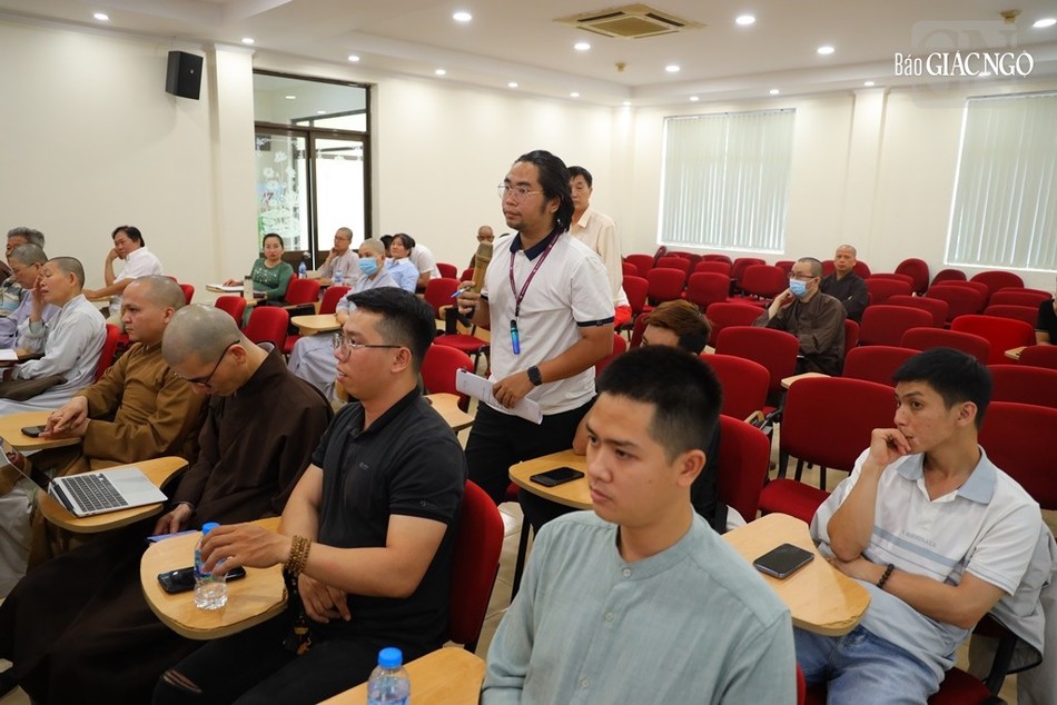 Anh Lê Đại Dương thắc mắc về cách chỉnh màu sắc của ảnh Anh Lê Đại Dương thắc mắc về cách chỉnh màu sắc của ảnh