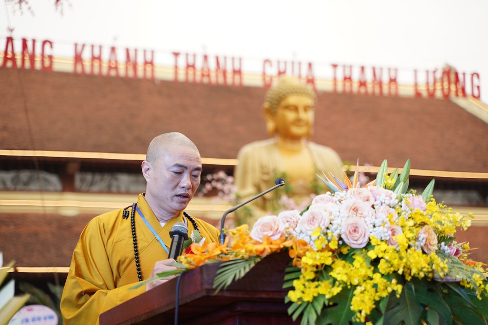 Đại đức Thích Viên Như phát biểu khai mạc Đại đức Thích Viên Như phát biểu khai mạc