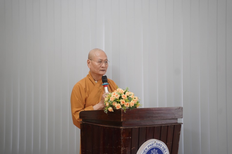 Hòa thượng Thích Hải Ấn phát biểu khai mạc - Ảnh: Minh Thắng Hòa thượng Thích Hải Ấn phát biểu khai mạc - Ảnh: Minh Thắng