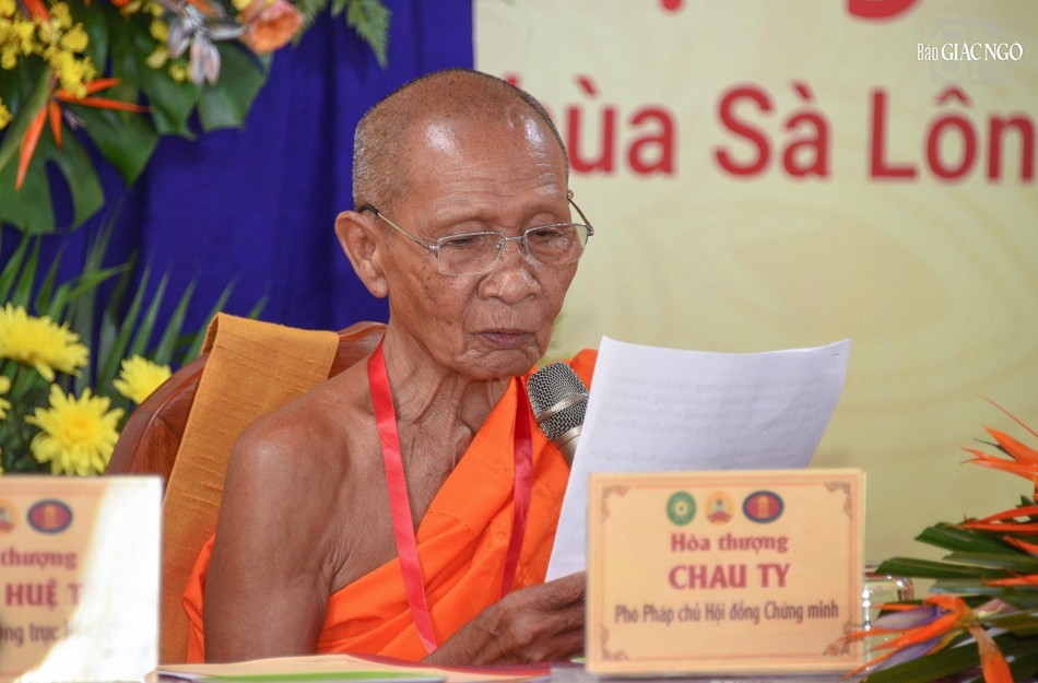 Trưởng lão Hòa thượng Chau Ty ban đạo từ Trưởng lão Hòa thượng Chau Ty ban đạo từ