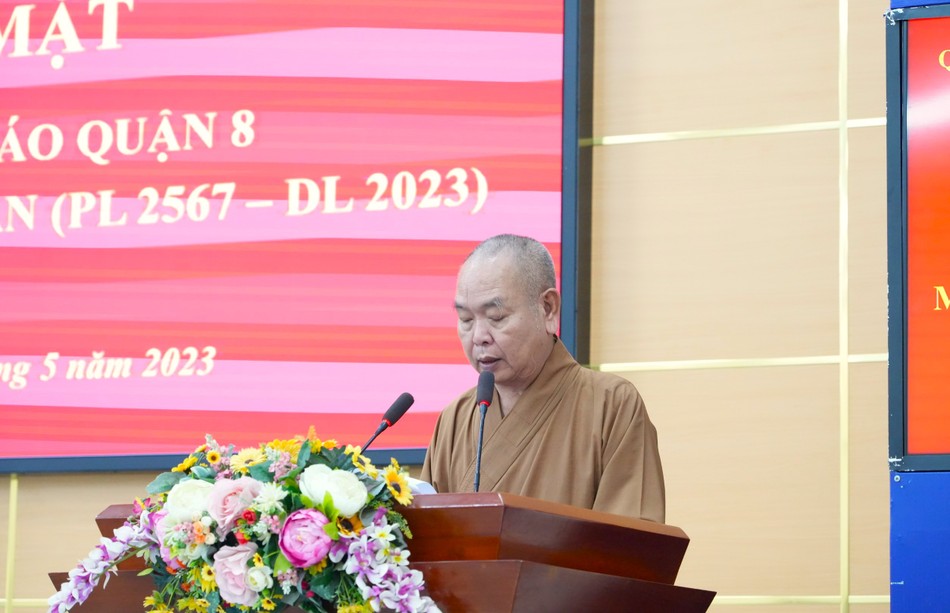 Thượng tọa Thích Huệ Công phát biểu Thượng tọa Thích Huệ Công phát biểu