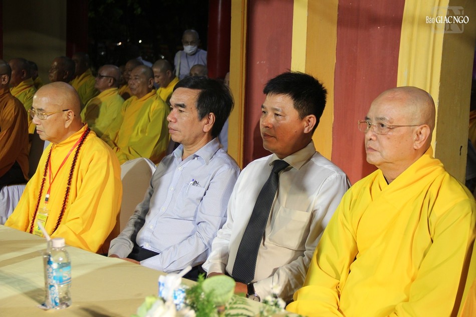 Đại biểu chính quyền