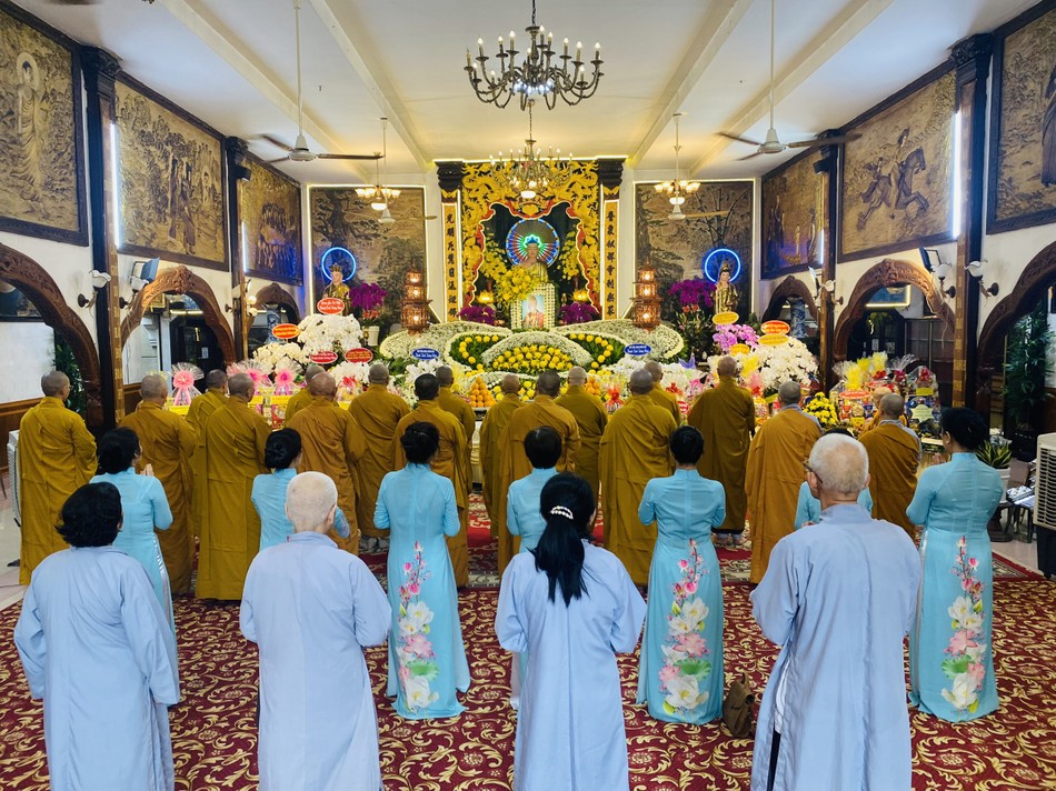 Quang cảnh buổi lễ Quang cảnh buổi lễ