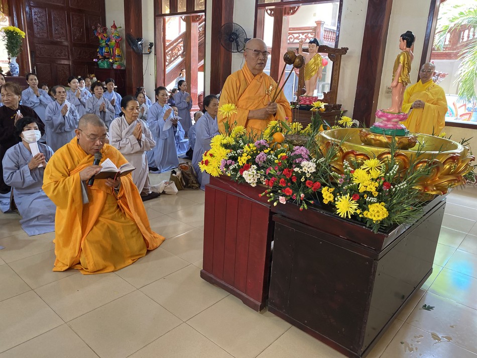 Lễ Phật đản tại chùa Pháp Hội Lễ Phật đản tại chùa Pháp Hội