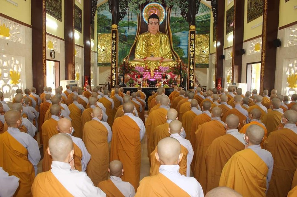 Quang cảnh lễ An cư kiết hạ tại hạ trường chùa Phước Thiện Quang cảnh lễ An cư kiết hạ tại hạ trường chùa Phước Thiện