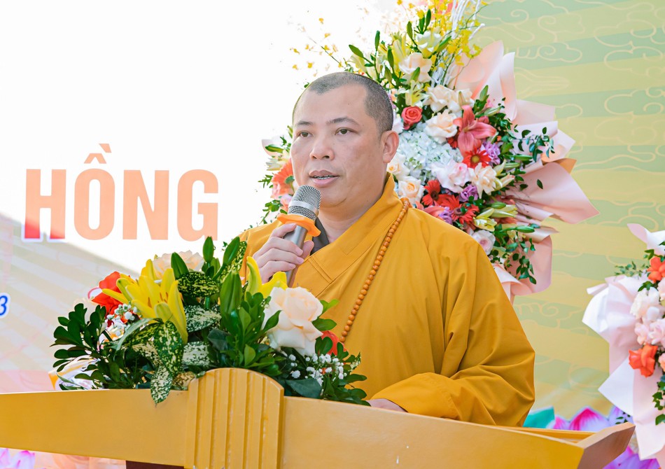 Thượng tọa Thích Tâm Chính phát biểu chúc mừng