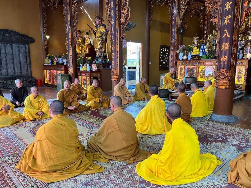 Trường hạ chùa Linh Cảnh gồm có 21 hành giả an cư Trường hạ chùa Linh Cảnh gồm có 21 hành giả an cư