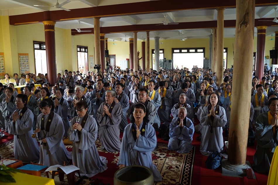 Đồng tụng thời kinh Bổn môn Pháp hoa