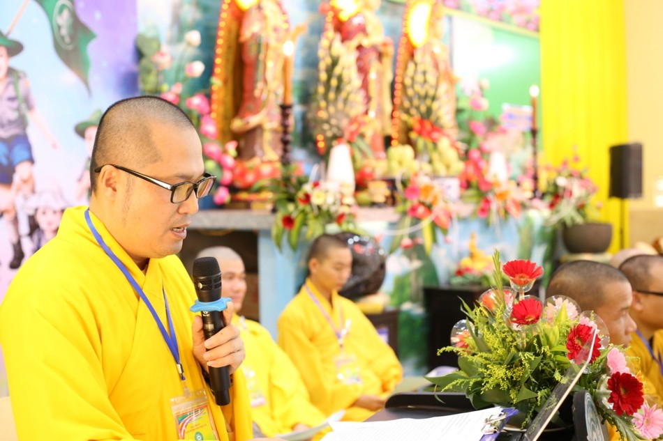 Đại đức Thích Bảo Ân phát biểu khai mạc Đại đức Thích Bảo Ân phát biểu khai mạc