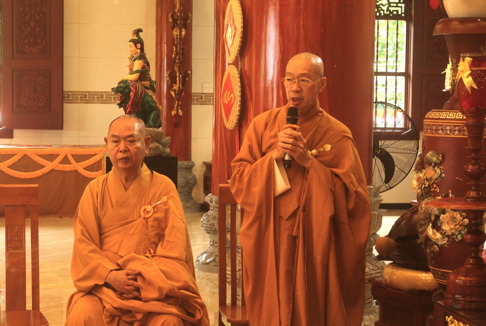 Hòa thượng Thích Hiển Đức, Thiền chủ kiêm Chủ hương hạ trường chùa Quan Âm phát biểu tri ân