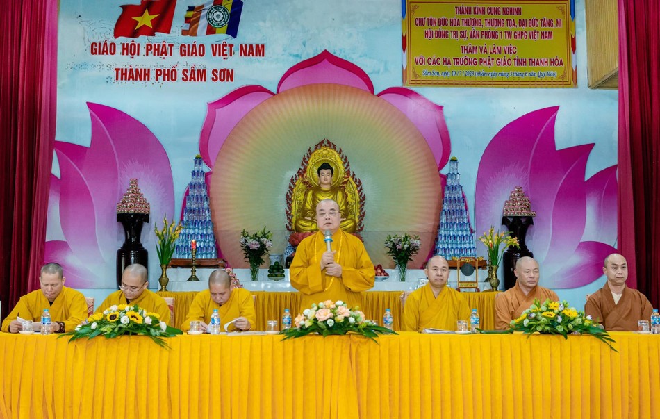 Hòa thượng Thích Thanh Nhiễu sách tấn chư Tăng, Ni tỉnh Thanh Hóa Hòa thượng Thích Thanh Nhiễu sách tấn chư Tăng, Ni tỉnh Thanh Hóa