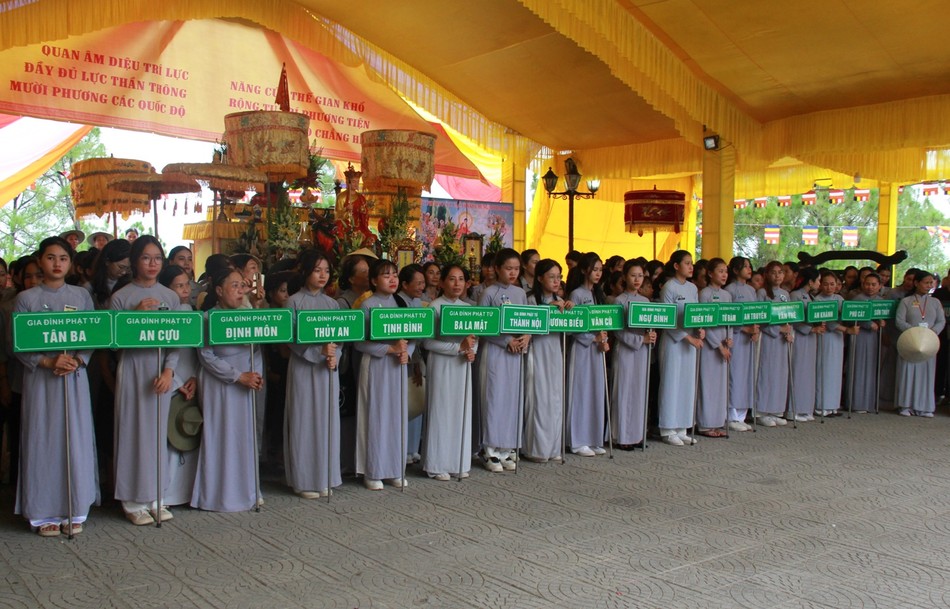 Có 78 đơn vị Gia đình Phật tử với gần 1.300 trại sinh trên toàn tỉnh tham gia trại Có 78 đơn vị Gia đình Phật tử với gần 1.300 trại sinh trên toàn tỉnh tham gia trại