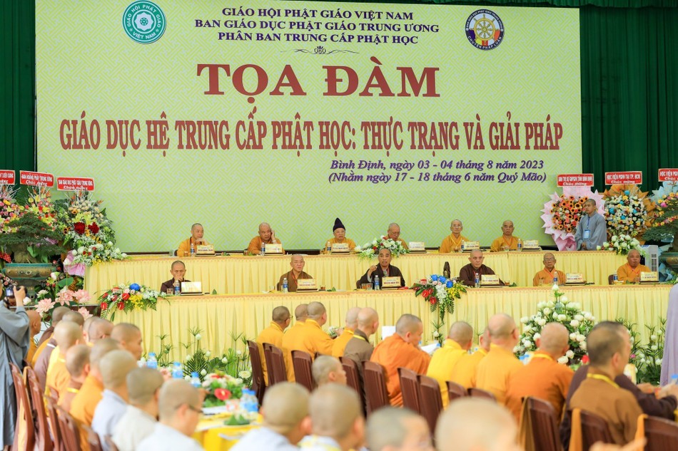 Quang cảnh phiên tọa đàm ngày thứ 2
