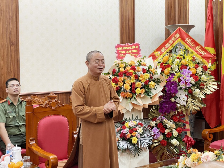 Thượng tọa Thích Thanh Hòa phát biểu Thượng tọa Thích Thanh Hòa phát biểu