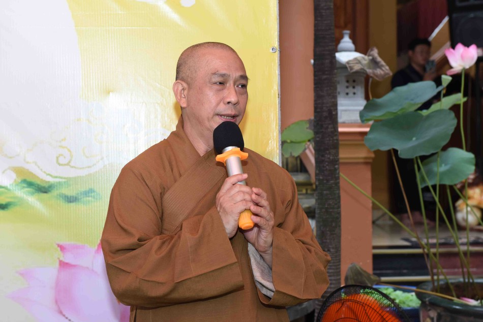 Thượng tọa Thích Tâm Chơn phát biểu Thượng tọa Thích Tâm Chơn phát biểu