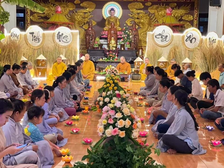 Đêm thiền trà với chủ đề &quot;Bóng cả&quot;