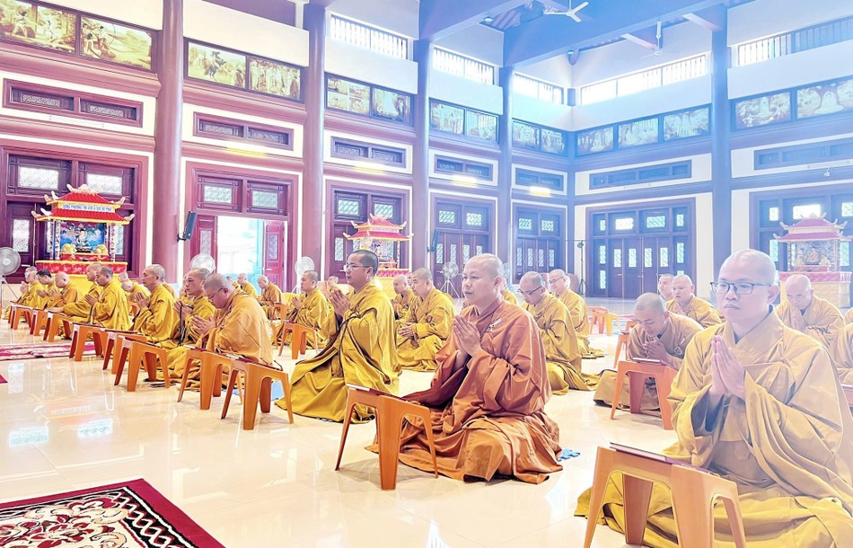 Chư Tăng an cư tại trường hạ chùa Diệc