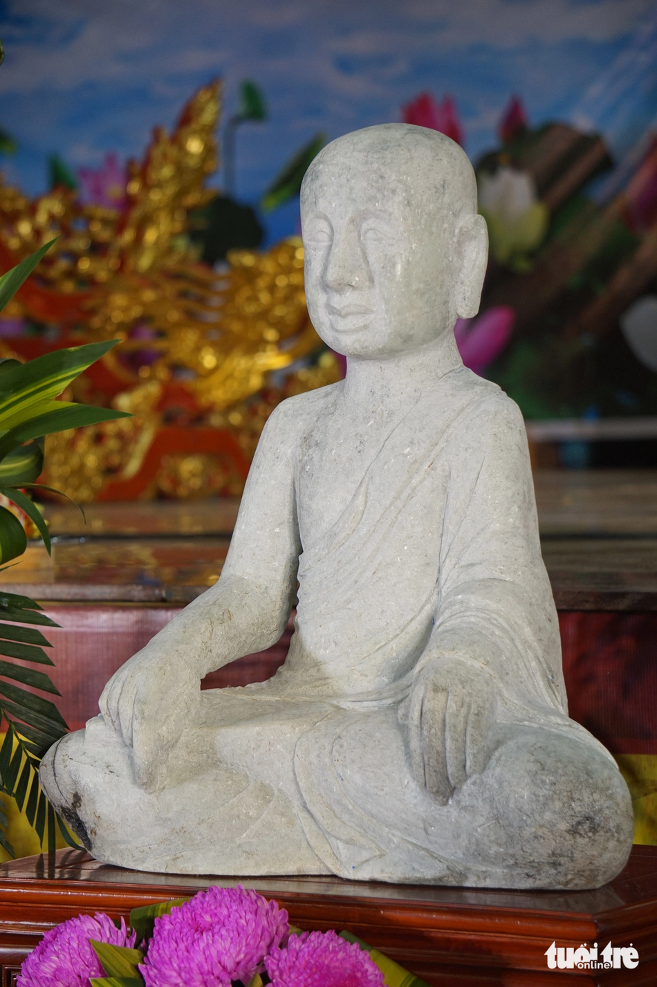 Tượng Phật Hoàng Trần Nhân Tông bằng đá ngọc bích phỉ thúy dự kiến sẽ được dâng thờ tại chùa Yên Tử vào ngày 13-12-2023 (ngày 1-11-Quý Mão) nhân ngày giỗ thứ 715 của Phật Hoàng Tượng Phật Hoàng Trần Nhân Tông bằng đá ngọc bích phỉ thúy dự kiến sẽ được dâng thờ tại chùa Yên Tử vào ngày 13-12-2023 (ngày 1-11-Quý Mão) nhân ngày giỗ thứ 715 của Phật Hoàng