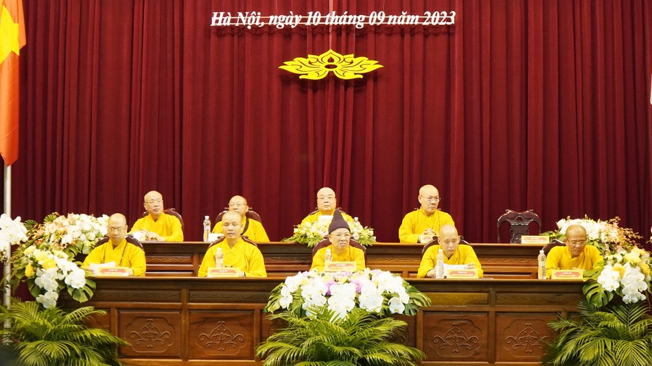 Chư tôn đức chứng minh buổi lễ Chư tôn đức chứng minh buổi lễ