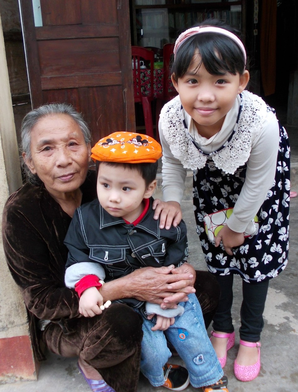 Tình cảm bà cháu Tình cảm bà cháu